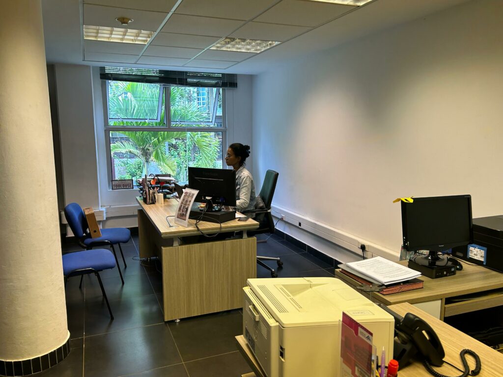 Campus France (format paysage) - Contact